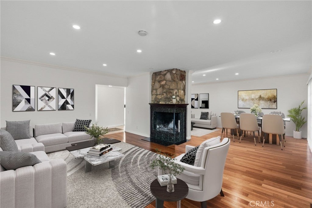 Photo of Listing #GD25234071