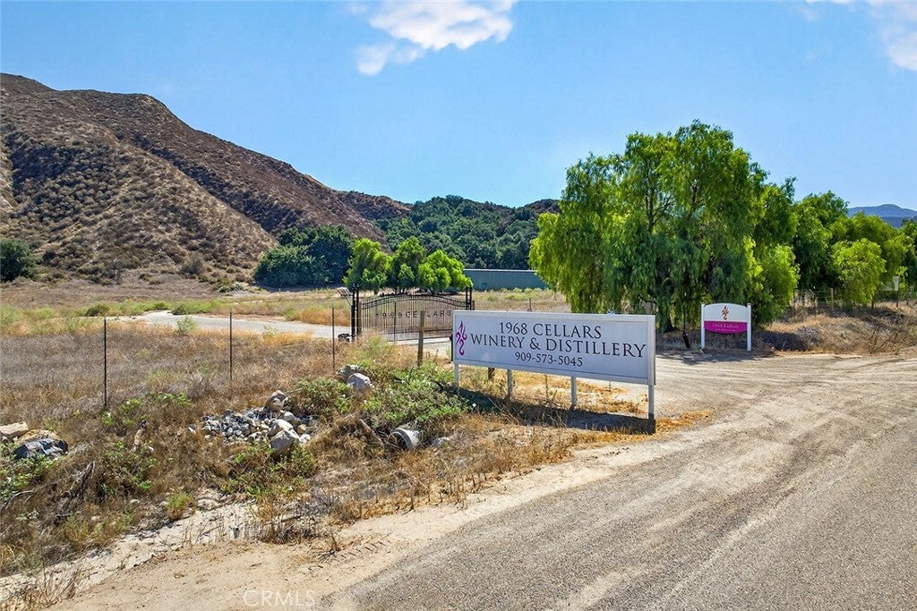 Photo of Listing #SW25233915