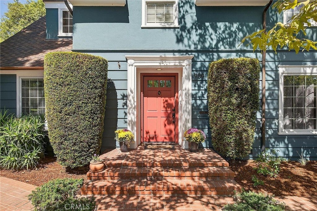 Photo of Listing #PV25233849