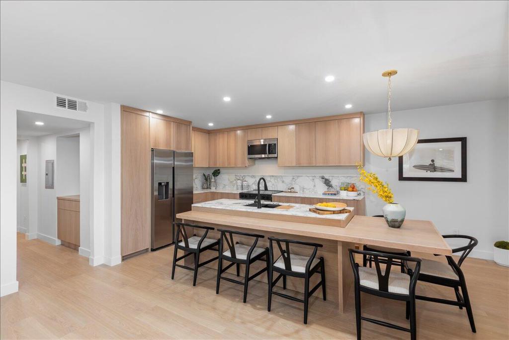 Photo of Listing #219136549DA