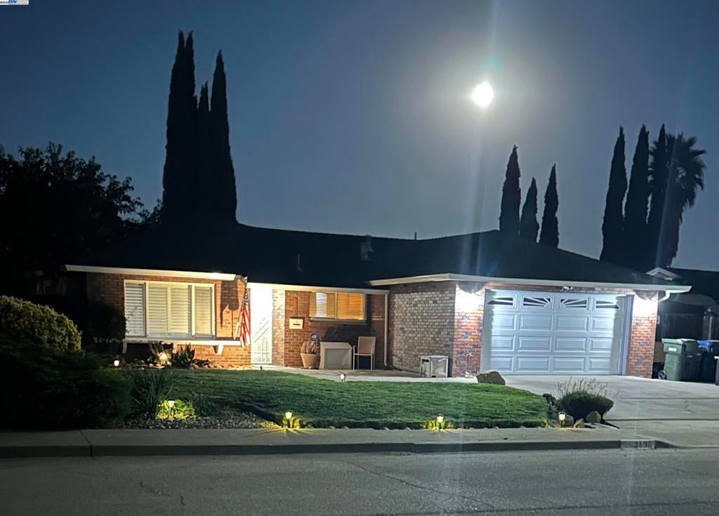 2135 Bluebell Drive, Livermore