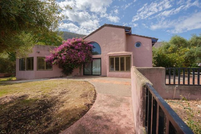 1352 River Road, Salinas