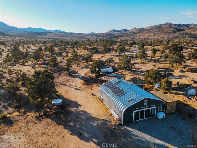 48317 Burns Canyon, Pioneertown