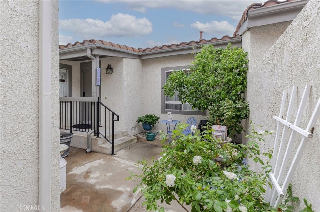 Photo of Listing #SR25221275