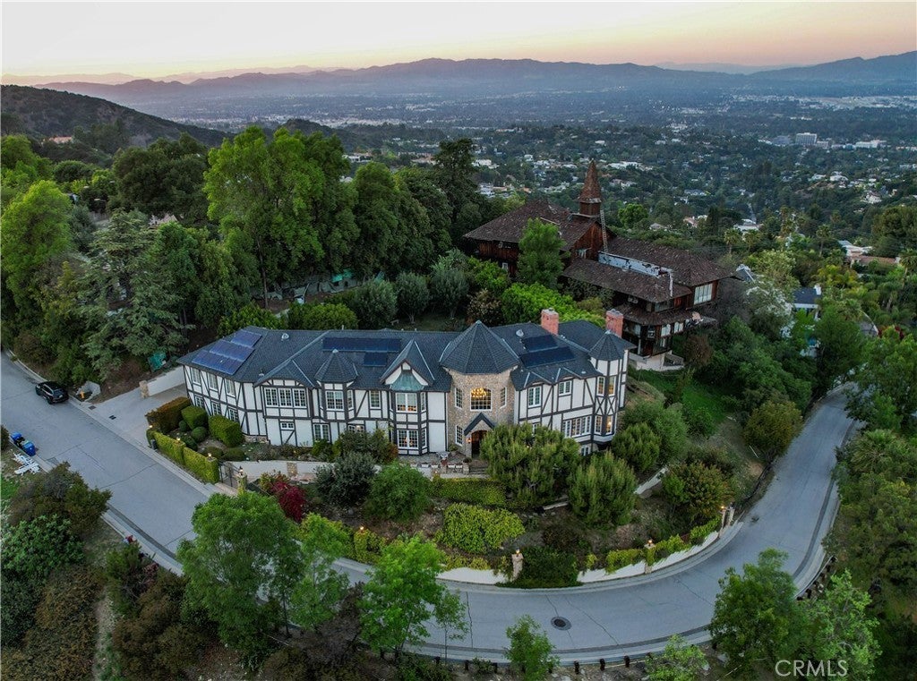 Photo of Listing #SR25235058