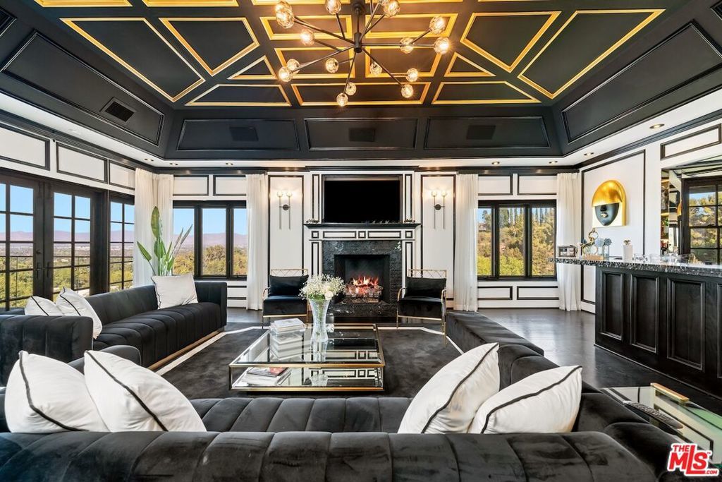 Photo of Listing #25597073