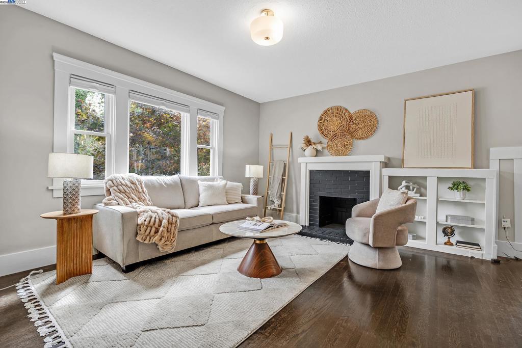 2230 Sacramento St, Berkeley