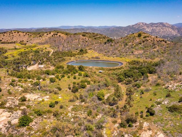214 Creelman Lane, Ramona