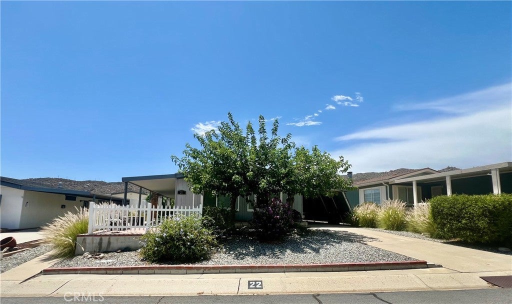 24515 California # 22, Hemet