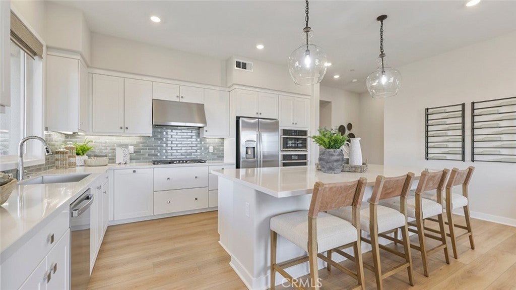 Photo of Listing #OC25235235