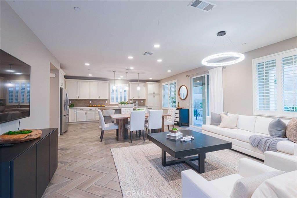 120 Mongoose, Irvine