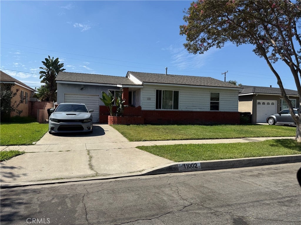 11002 Winchell, Whittier