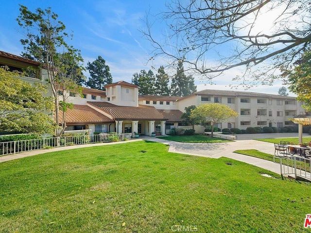501 Palisades Drive, Pacific Palisades