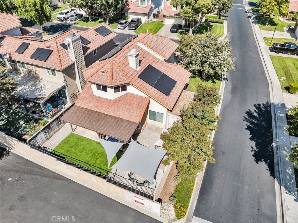 Photo of Listing #IV25235823