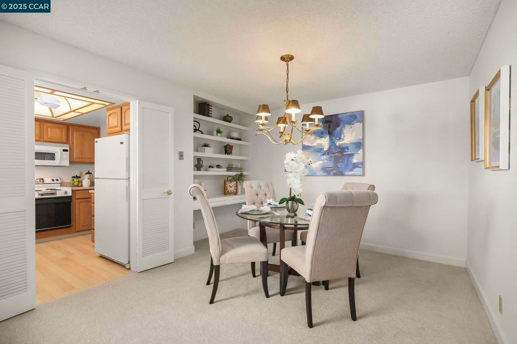 Photo of Listing #41114215