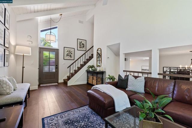 1513 Siskiyou Dr, Walnut Creek
