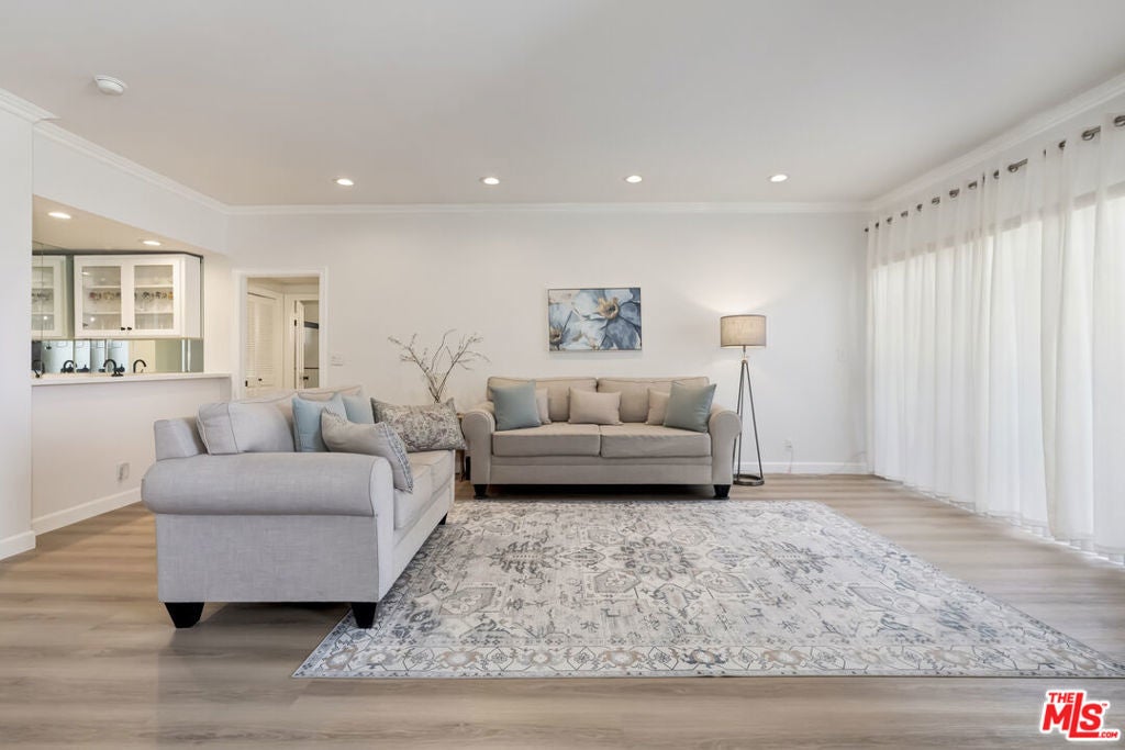 Photo of Listing #25603753