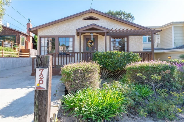 720 27th Street, Manhattan Beach.