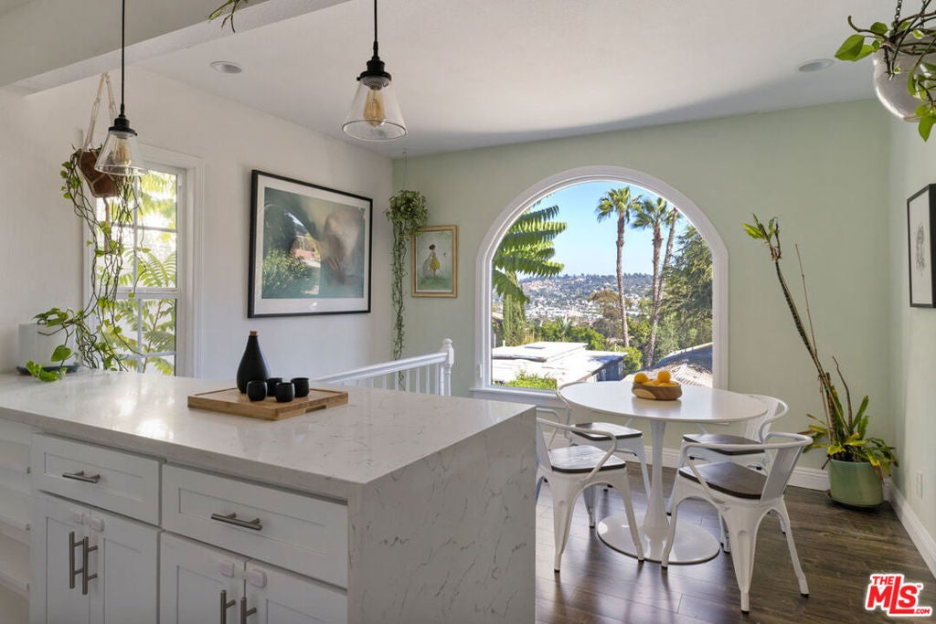 Photo of Listing #25601023