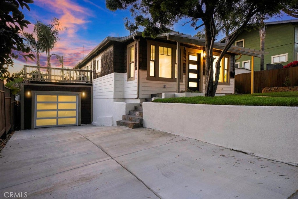 Photo of Listing #IV25236159