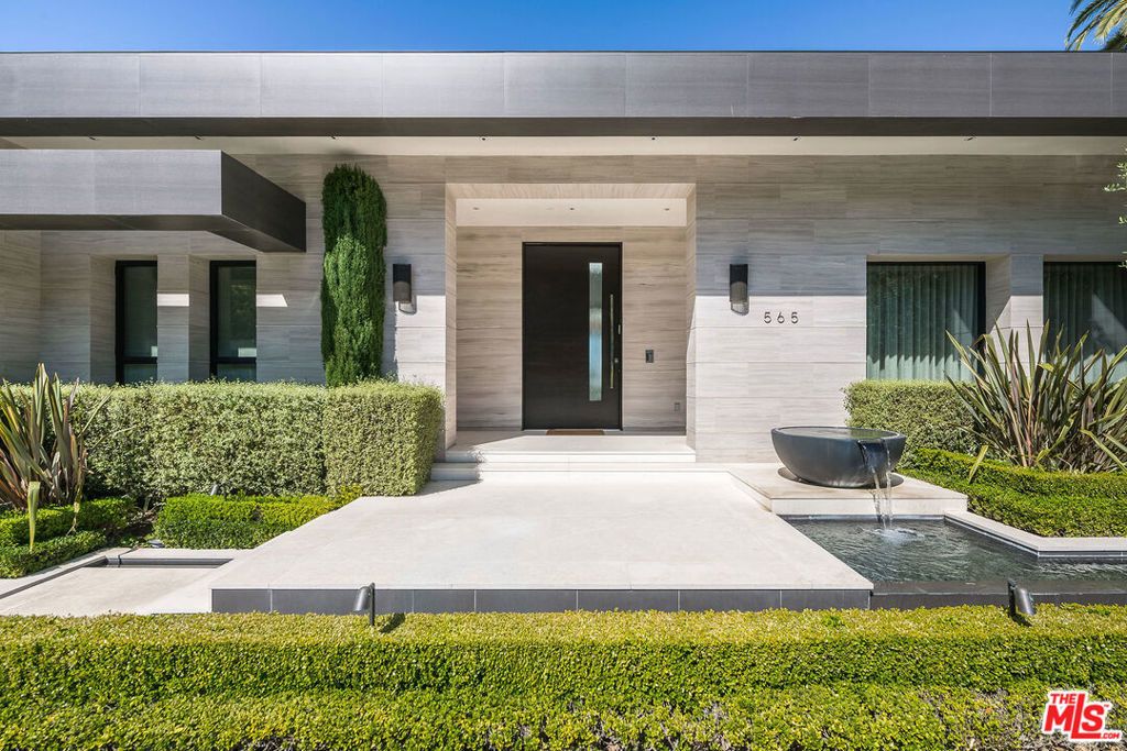 565 Evelyn Place, Beverly Hills