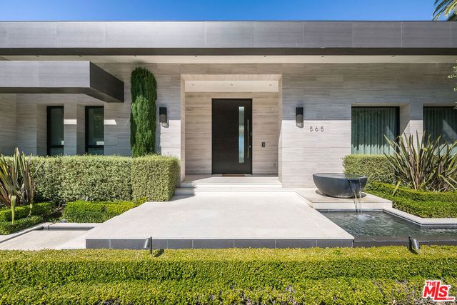 565 Evelyn Place, Beverly Hills