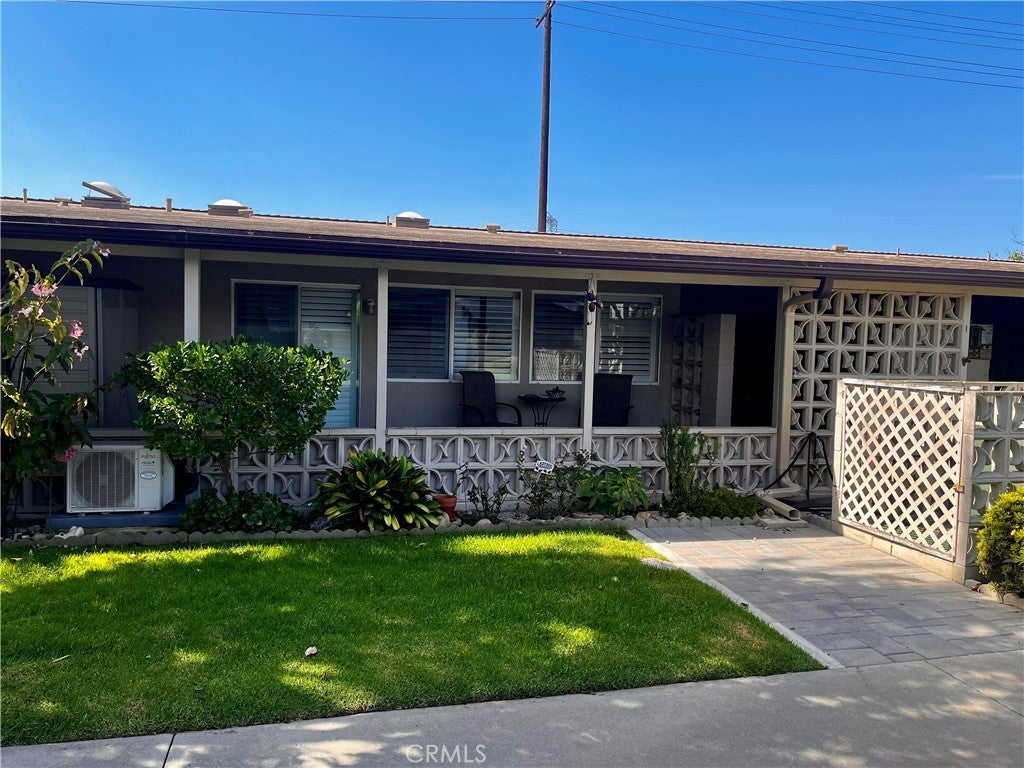 13301 El Dorado Dr., M8-204i, Seal Beach