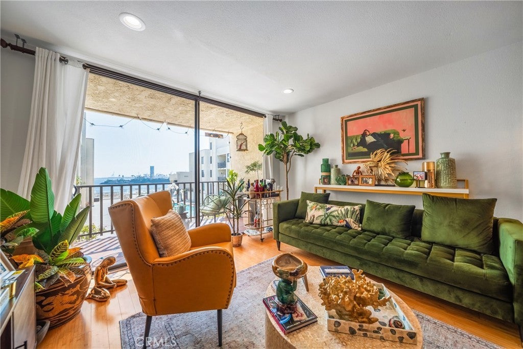 Photo of Listing #CV25235130