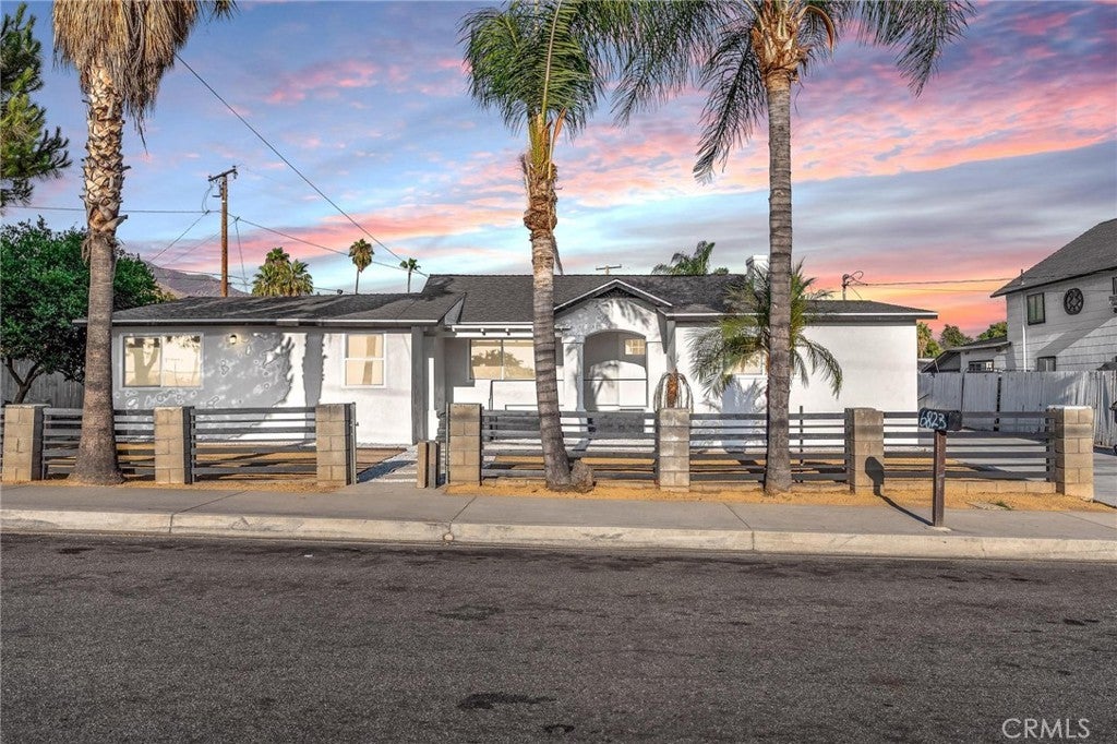 Photo of Listing #IV25236282