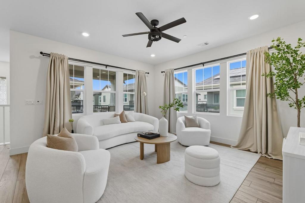 Photo of Listing #ML82023170