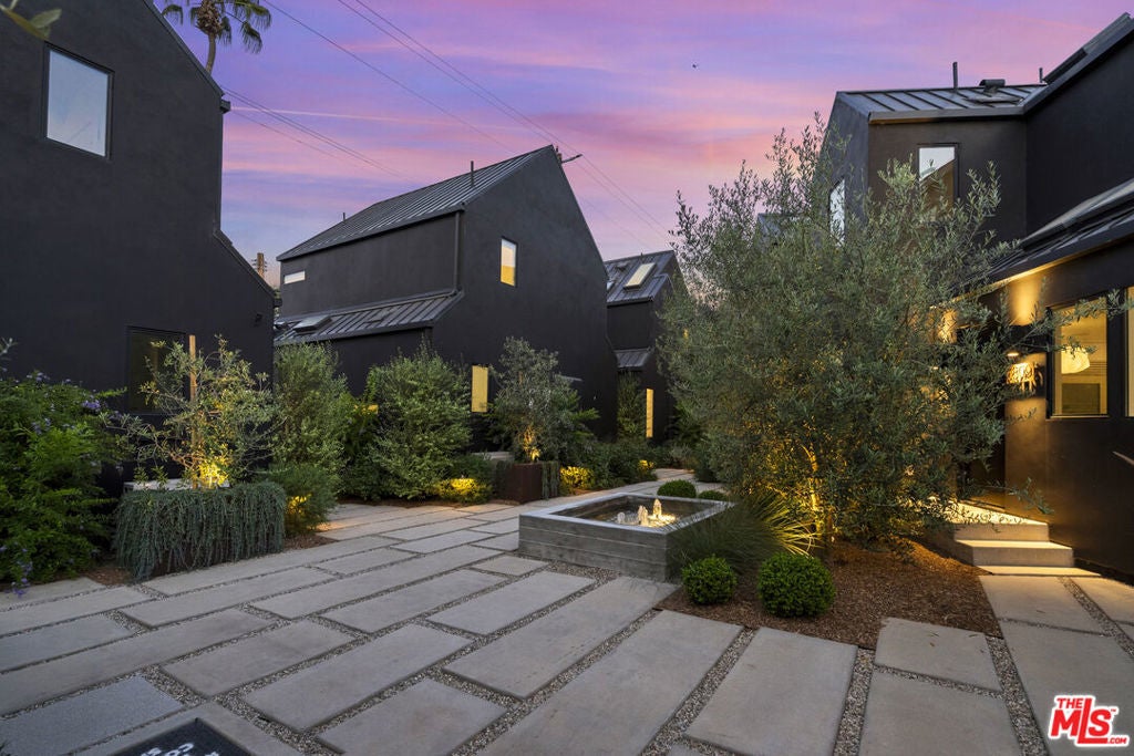 Photo of Listing #25603551