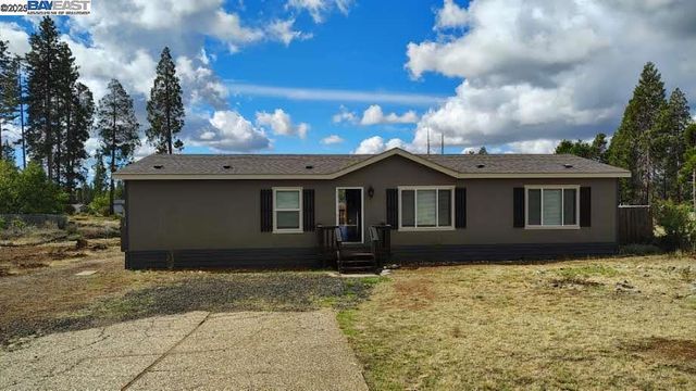13742 Endicot Circle, Magalia