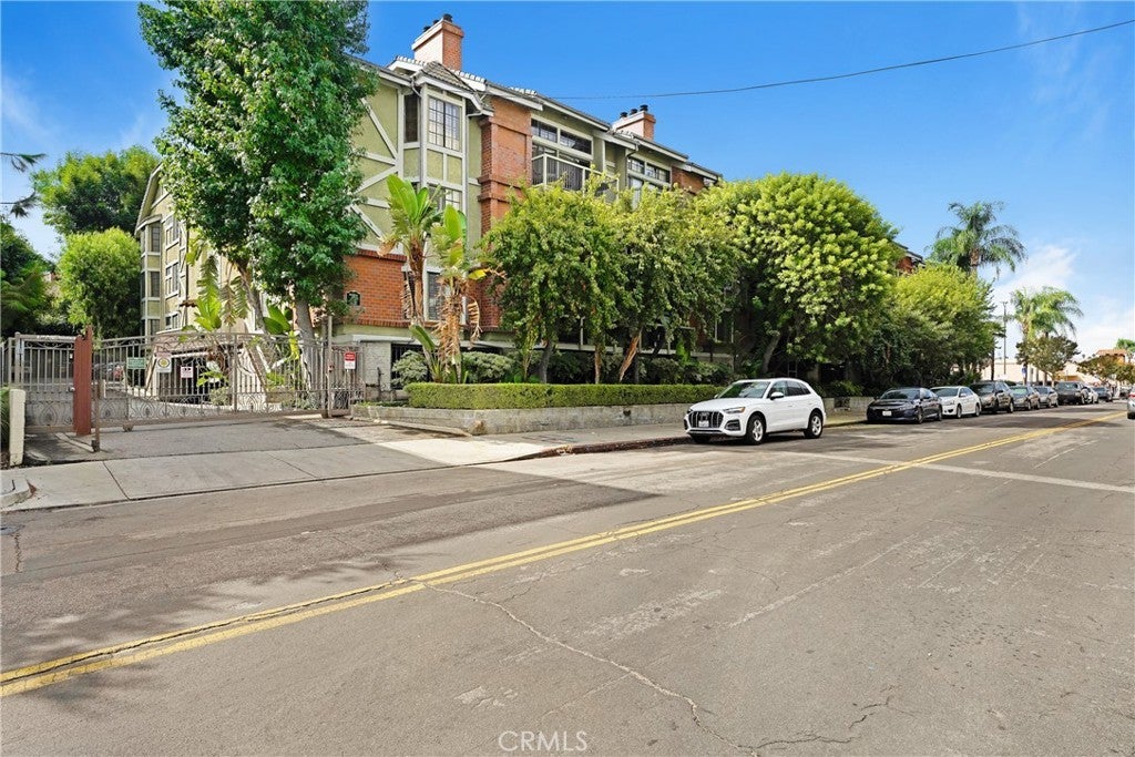 Photo of Listing #SR25227909