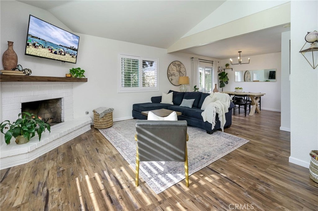 Photo of Listing #PW25236575