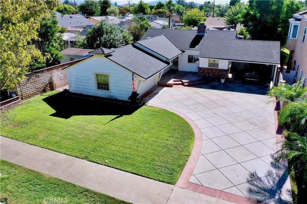 Photo of Listing #SR25236071