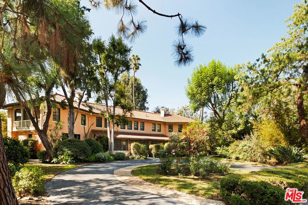 Photo of Listing #25585561