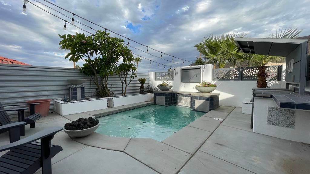 Photo of Listing #219136741DA