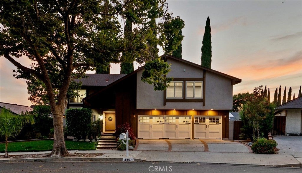 Photo of Listing #SR25237083