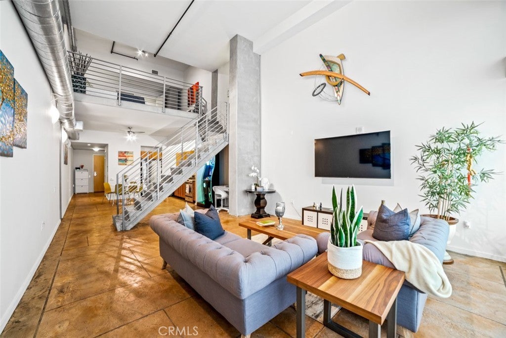 Photo of Listing #TR25237273