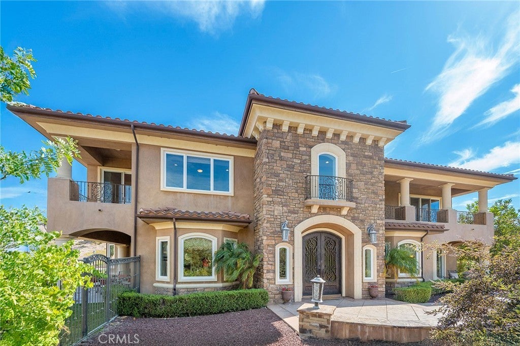 Photo of Listing #SR25237157