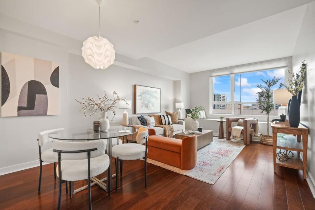 Photo of Listing #ML82024528