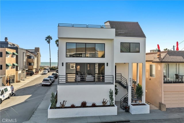 6824 E Ocean Boulevard, Long Beach