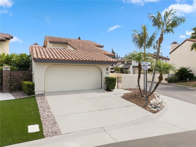 1128 Voyager, Anaheim