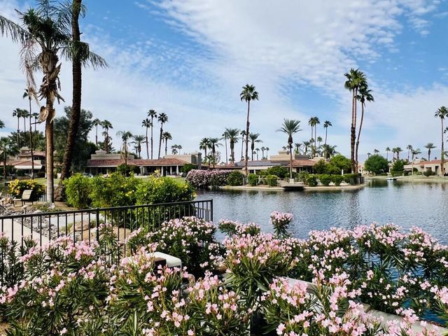 165 Lake Shore Drive, Rancho Mirage