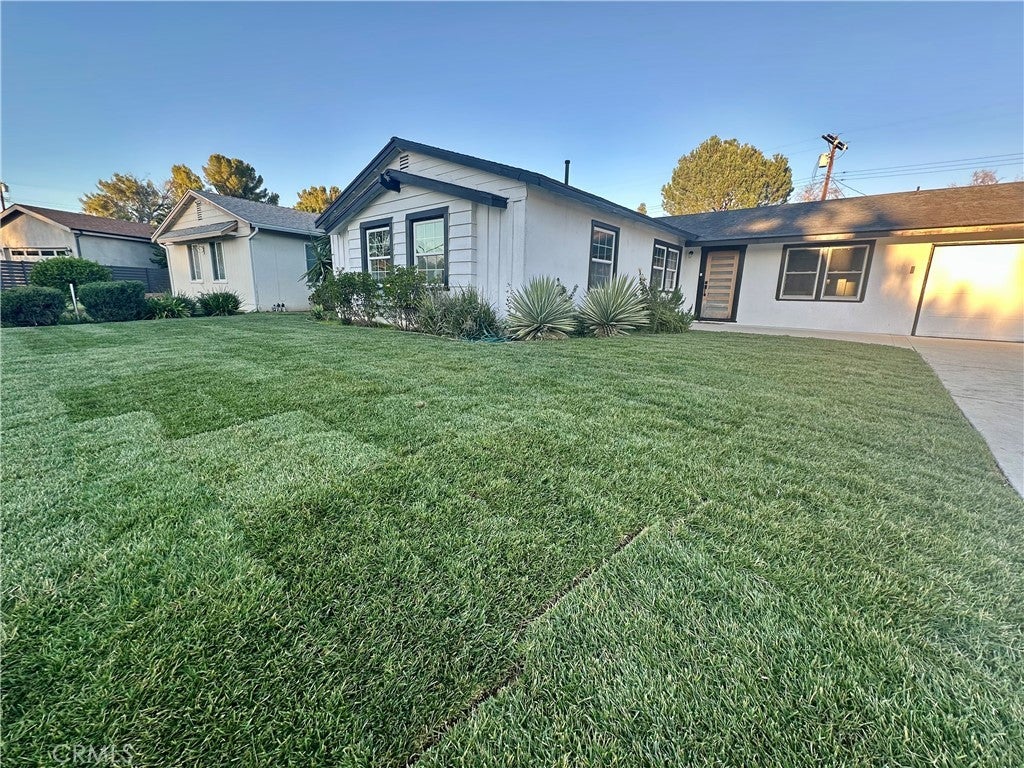 Photo of Listing #SR25237398