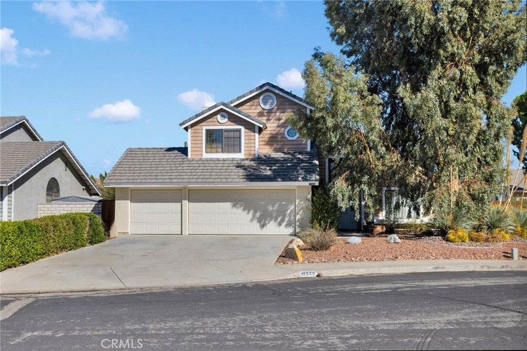 12545 Ironstone, Victorville