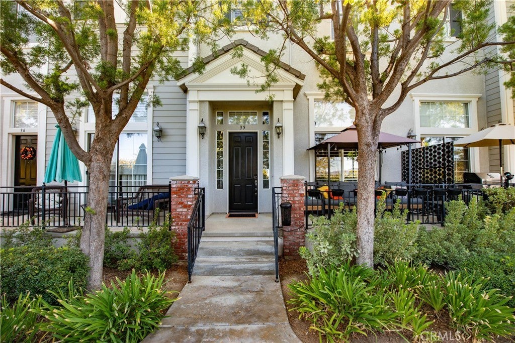 Photo of Listing #SR25237293