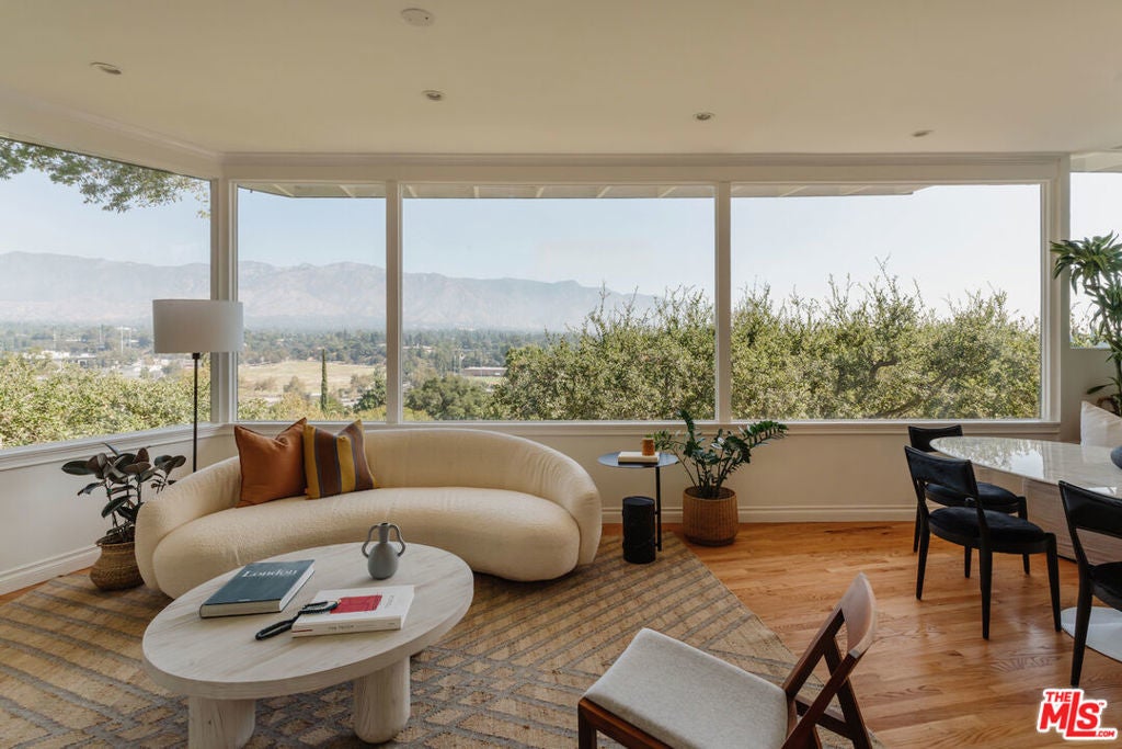 Photo of Listing #25604667