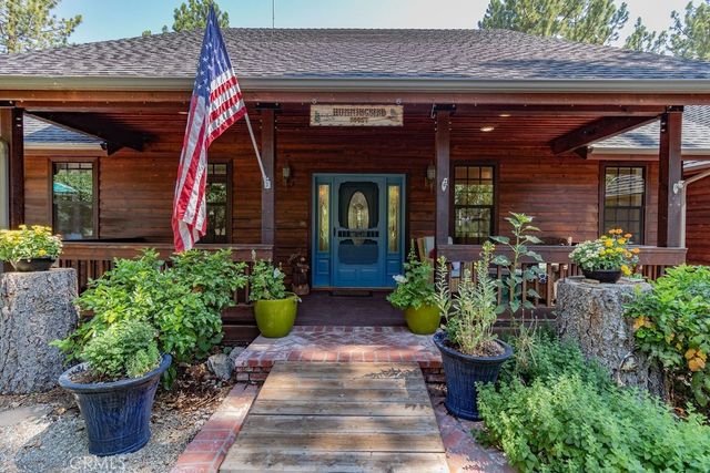 16713 Sequoia Way, Pine Mountain Club