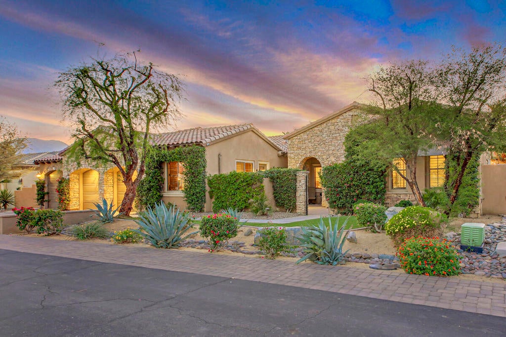 Photo of Listing #219136846DA